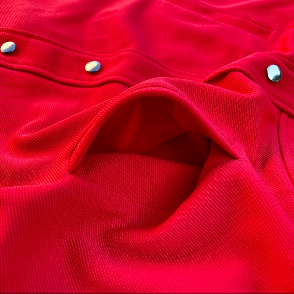 Dana Buchman red pencil skirt w/faux buttons - Picture 3 of 4